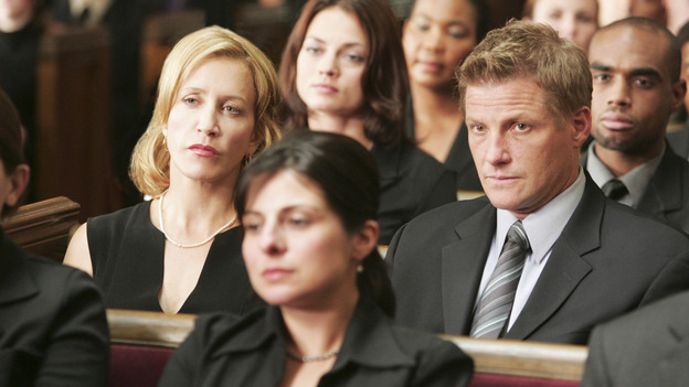 DESPERATE HOUSEWIVES "Next" - Lynette and Tom&nbsp;Scavo at Rex Van de Kamp's funeral - (ABC/VIVIAN ZINK) FELICITY HUFFMAN, DOUG SAVANT