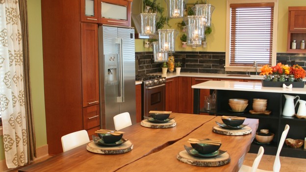 EXTREME MAKEOVER HOME EDITION - "Huber Family," - Dining Room, on "Extreme Makeover Home Edition," Sunday, September 27th on the ABC Television Network.