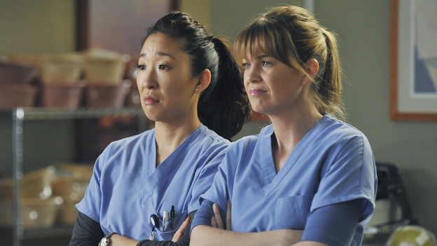 GREY'S ANATOMY - "P.Y.T. (Pretty Young Thing)" - Thatcher Grey, Meredith and Lexie's father, returns to Seattle Grace with stomach pains and a new, twenty-something tattooed girlfriend, Danielle. Meanwhile, Alex clashes with the new OB, Dr. Lucy Fields, over a patient and Mark places Jackson on his service in exchange for information on Lexie, on "Grey's Anatomy," THURSDAY, FEBRUARY 10 (9:00-10:01 p.m., ET) on the ABC Television Network. (ABC/ERIC MCCANDLESS)SANDRA OH, ELLEN POMPEO