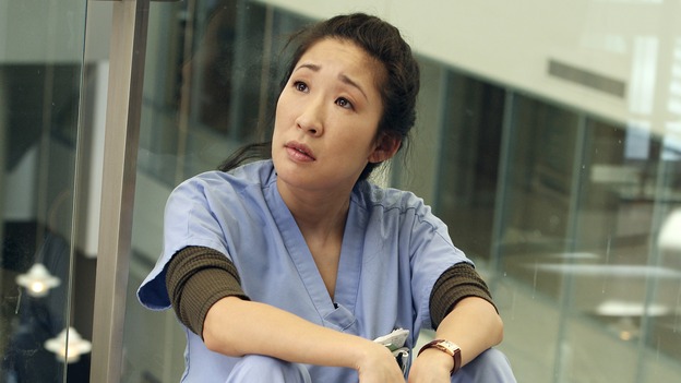 GREY'S ANATOMY - "From a Whisper to a Scream" - A traumatic car accident fills the ER, Cristina has a crisis of conscience about her deceptive teamwork with Burke, and Izzie pushes the boundaries of her probation, on "Grey's Anatomy," THURSDAY, NOVEMBER 23 (9:00-10:01 p.m., ET) on the ABC Television Network. (ABC/KAREN NEAL)SANDRA OH