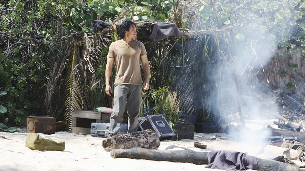 LOST -  "This Place is Death" - When a time flash separates Jin from Rousseau and the French science team that rescued him, he returns to find their camp in disarray, on "Lost," WEDNESDAY, FEBRUARY 11 (9:00-10:02 p.m., ET) on the ABC Television Network.  (ABC/MARIO PEREZ) DANIEL DAE KIM