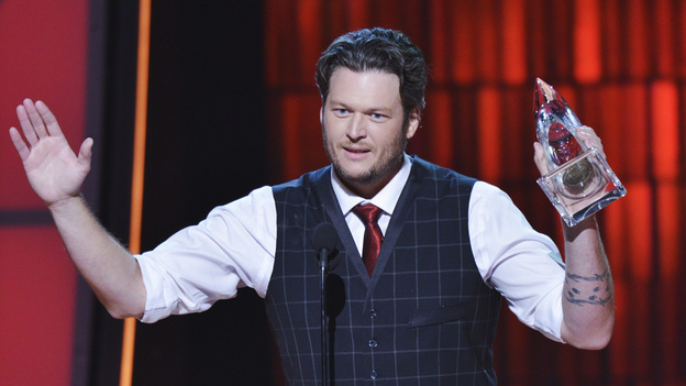 THE 46TH ANNUAL CMA AWARDS - THEATRE - "The 46th Annual CMA Awards" airs live THURSDAY, NOVEMBER 1 (8:00-11:00 p.m., ET) on ABC live from the Bridgestone Arena in Nashville, Tennessee. (ABC/KATHERINE BOMBOY-THORNTON) BLAKE SHELTON