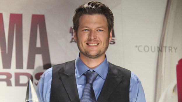 THE 45th ANNUAL CMA AWARDS - GENERAL - "The 45th Annual CMA Awards" broadcast live on ABC from the Bridgestone Arena in Nashville on WEDNESDAY, NOVEMBER 9 (8:00-11:00 p.m., ET). (ABC/SARA KAUSS)BLAKE SHELTON