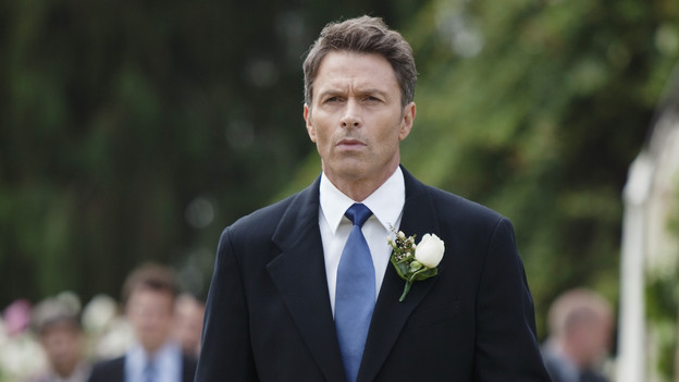 PRIVATE PRACTICE - "Take Two" - Pete and Violet anxiously prepare for their wedding day, but Cooper may have to intervene when emotions and fear of the future run high. Things have taken a surprise turn with Addison and Sam, and Naomi juggles the burden of caring for her daughter and newborn granddaughter and worries about Dink's ability to parent. Despite disagreements and deeply-rooted conflicts, the doctors come together to mourn the loss of their friend, Dell, on the fourth Season Premiere of "Private Practice," THURSDAY, SEPTEMBER 23 (10:01-11:00 p.m., ET) on the ABC Television Network. (ABC/ADAM ROSE)TIM DALY