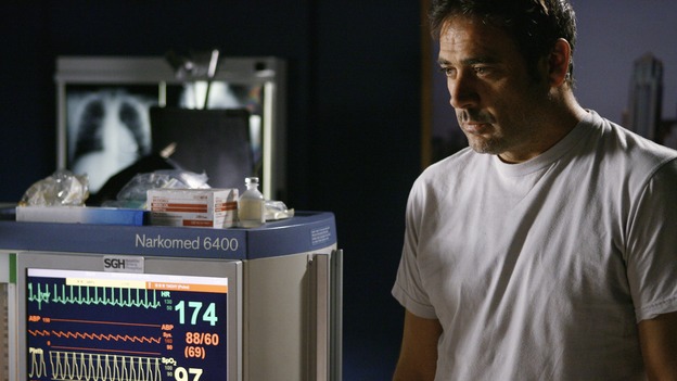 GREY'S ANATOMY - "Rise Up" - Izzie begins seeing Denny while helping a patient through a difficult procedure, on "Grey's Anatomy," THURSDAY, NOVEMBER 6 (9:00-10:01 p.m., ET) on the ABC Television Network. (ABC/SCOTT GARFIELD) JEFFREY DEAN MORGAN