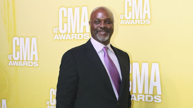 THE 46TH ANNUAL CMA AWARDS - RED CARPET ARRIVALS - "The 46th Annual CMA Awards" airs live THURSDAY, NOVEMBER 1 (8:00-11:00 p.m., ET) on ABC live from the Bridgestone Arena in Nashville, Tennessee. (ABC/SARA KAUSS)ROBERT RAY WISDOM