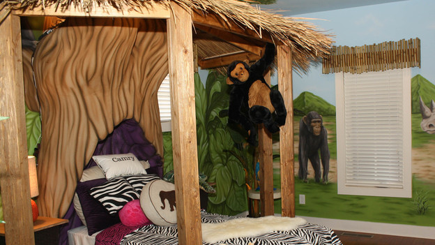 EXTREME MAKEOVER HOME EDITION - "Rucker Family," - Girl's Bedroom Picture,      on   "Extreme Makeover Home Edition," Sunday, October 9th         (8:00-9:00   p.m.  ET/PT) on the ABC Television Network.