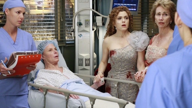 GREY'S ANATOMY - "Dream a Little Dream of Me" - On the two-hour season premiere of "Grey's Anatomy," Meredith and Derek learn that "happily ever after" isn't easy, a military doctor who brings in a trauma patient catches Cristina's eye, and the Chief and his staff reel at the news that Seattle Grace is no longer nationally ranked as a top-tier teaching hospital, on "Grey's Anatomy," THURSDAY, SEPTEMBER 25 (9:00-11:00 p.m., ET) on the ABC Television Network. (ABC/RON TOM)KATHERINE HEIGL, MARIETTE HARTLEY, BERNADETTE PETERS, KATHY BAKER