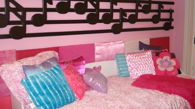 EXTREME MAKEOVER HOME EDITION - "O'Donnell Family," -  Girl's Bedroom, on "Extreme Makeover Home Edition," Sunday, February 18th on the ABC Television Network.