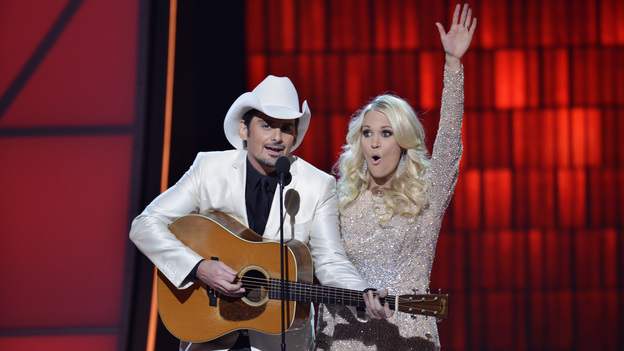 THE 46TH ANNUAL CMA AWARDS - THEATRE - "The 46th Annual CMA Awards" airs live THURSDAY, NOVEMBER 1 (8:00-11:00 p.m., ET) on ABC live from the Bridgestone Arena in Nashville, Tennessee. (ABC/KATHERINE BOMBOY-THORNTON)BRAD PAISLEY, CARRIE UNDERWOOD