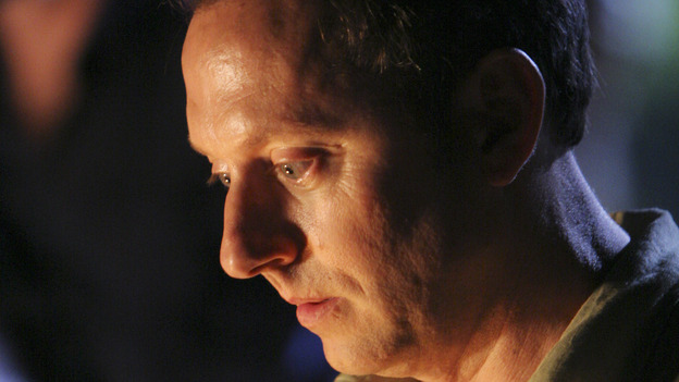 LOST - "Through the Looking Glass" - Jack and the castaways begin their efforts to make contact with Naomi's rescue ship, on the season finale of "Lost," WEDNESDAY, MAY 23 (9:00-11:00 p.m., ET), on the ABC Television Network. (ABC/MARIO PEREZ)MICHAEL EMERSON