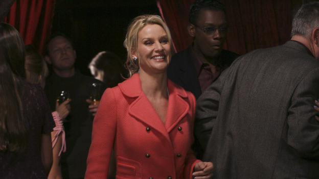 DESPERATE HOUSEWIVES - "Move On" - Edie organizes a neighborhood search for the missing Mrs. Huber, just as the absent busybody's sister (guest star Harriet Sansom Harris) arrives on Wisteria Lane. Meanwhile, Bree resigns herself to her marital state and asks an attractive pharmacist (Tony Award-winning actor Roger Bart) on a date; Susan's ex, Karl (guest star Richard Burgi), suddenly reappears in her life; Lynette fears that Tom is attracted to the new nanny (guest star Marla Sokoloff); and Gabrielle sinks to new depths - she gets a job -- on "Desperate Housewives," SUNDAY, JANUARY 9 (9:00-10:00 p.m., ET), on the ABC Television Network. (ABC/DANNY FELD)NICOLLETTE SHERIDAN