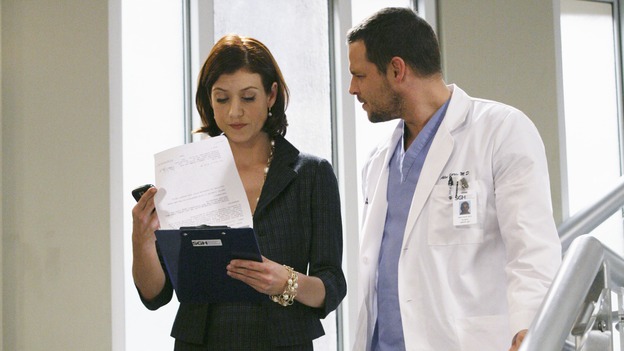 PRIVATE PRACTICE - "Ex-Life" - As Archer recoups from surgery, Derek has Addison work with his pregnant neuro patient; after Sam suffers a sudden asthma attack, Bailey and Naomi work together to find the root cause of Sam's sudden attack; and at Oceanside Wellness, Cooper, Violet and Pete work together to treat a mother suffering from postpartum depression, on "Private Practice," THURSDAY, FEBRUARY 12 (10:02-11:00 p.m., ET) on the ABC Television Network. (ABC/KAREN NEAL)KATE WALSH, JUSTIN CHAMBERS