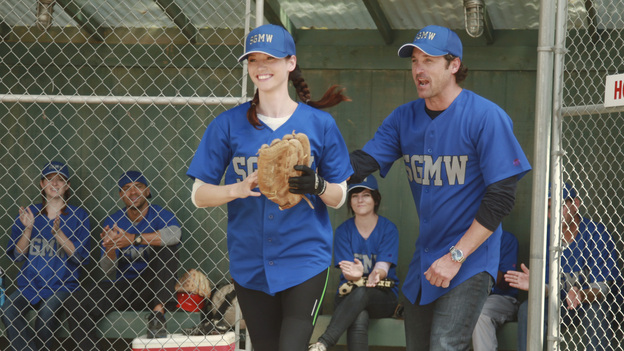 Lexie Hits Mark's Girlfriend with a softballLexie was pitching for Seattle Grace's softball team when Mark's new girlfriend, who was on the opposing team, came up to bat. We expected a pitch, but not one aimed directly at this Mark's new girl. 