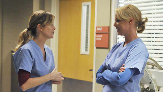 GREY'S ANATOMY - "Here Comes the Flood" - A plumbing leak becomes a deluge and wreaks havoc at Seattle Grace, as the Chief attempts to implement new teaching policies and George tries to retake his residency exam; meanwhile Derek hopes to move the roommates out of Meredith's house, to their surprise, on "Grey's Anatomy," THURSDAY, OCTOBER 9 (9:00-10:01 p.m., ET) on the ABC Television Network. (ABC/ERIC McCANDLESS)ELLEN POMPEO, KATHERINE HEIGL