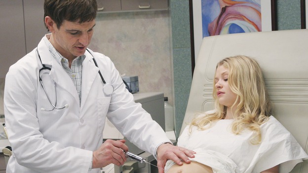 LOST - "Maternity Leave" - A desperate Claire, along with Kate and Rousseau, attempts a return to the scene of her kidnapping where she believes she might find the cure for Baby Aaron's mysterious illness. Meanwhile, Jack and Locke must keep their prisoner a secret from the rest of the survivors, on "Lost," WEDNESDAY, MARCH 1 (9:00-10:00 p.m., ET), on the ABC Television Network. (ABC/MARIO PEREZ)WILLIAM MAPOTHER, EMILIE DE RAVIN