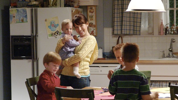 DESPERATE HOUSEWIVES - "COME BACK TO ME" (ABC/DANNY FELD) ZANE HUETT, BABY, MARLA SOKOLOFF, BRENT AND SHANE KINSMAN