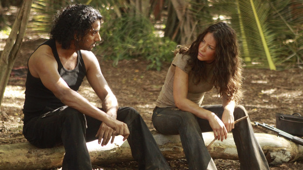 LOST - "Recon" - Locke tasks Sawyer with a mission, on "Lost," TUESDAY, MARCH 23 (9:00-10:00 p.m., ET) on the ABC Television Network.  (ABC/MARIO PEREZ)NAVEEN ANDREWS, EVANGELINE LILLY