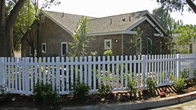 EXTREME MAKEOVER HOME EDITION - "Mackey Family," - Exterior, on "Extreme Makeover Home Edition," Sunday, October 17th on the ABC Television Network.