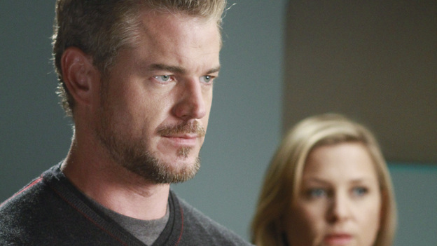GREY'S ANATOMY - "Poker Face" - After being blackballed by most of the surgeons, Meredith uses Lexie to spark Derek's interest in her patient's rare brain tumor case and, in secret, gives guidance to April with Bailey's clinical trial; Callie's wish for Arizona and Mark to form a friendship comes to fruition and she realizes it's more irritating than helpful; Alex and Teddy research alternative surgeries for a very superficial patient; and Callie and Cristina struggle with a very difficult spinal surgery, on Grey's Anatomy," THURSDAY, OCTOBER 20 (9:00-10:02 p.m., ET) on the ABC Television Network. (ABC/RON TOM)ERIC DANE, JESSICA CAPSHAW