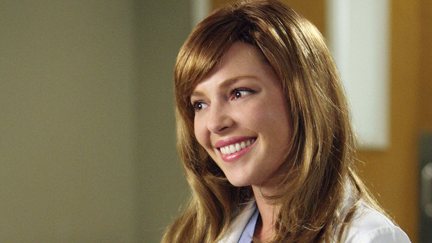GREY'S ANATOMY - "I Always Feel Like Somebody's Watchin' Me" - Several weeks after her near-death experience, a recovering Izzie returns to work. Meanwhile, nervous that there will be layoffs in the hospital in the wake of an announcement from the Chief, the Seattle Grace residents compete to survive the cuts, including Cristina, who attempts to work alongside Arizona in pediatrics. And Bailey and Alex's patient's already complex case is further complicated by her schizophrenic son, on "Grey's Anatomy," THURSDAY, OCTOBER 1 (9:00-10:01 p.m., ET) on the ABC Television Network. (ABC/CRAIG SJODIN)KATHERINE HEIGL