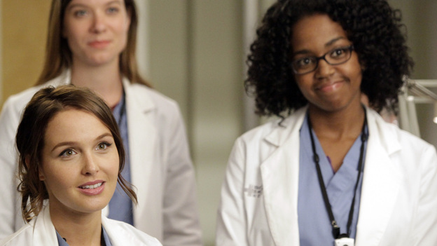 GREY'S ANATOMY - "I Saw Her Standing There" - Aware that Derek might never operate again, Meredith stops talking about the surgeries she's performing. Meanwhile, Richard calls on Dr. Catherine Avery to help him perform a complicated procedure, as things continue to heat up between Jackson and April; and Arizona's struggle to accept her fate forces Callie and Alex to face their guilt, on "Grey's Anatomy," THURSDAY, OCTOBER 25 (9:00-10:02 p.m., ET) on the ABC Television Network.  (ABC/KELSEY MCNEAL)CAMILLA LUDDINGTON, TESSA FERRER, JERRIKA HINTON 