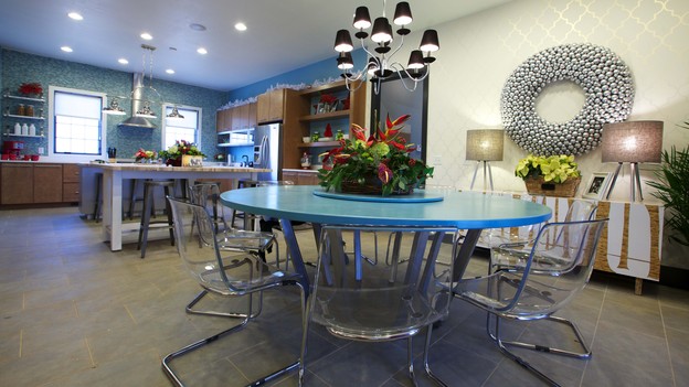 EXTREME MAKEOVER HOME EDITION - Dining Room Photo, "Friday Family," on "Extreme Makeover Home Edition," Monday, December 17th (8:00-10:00 p.m. ET/PT) on the ABC Television Network.