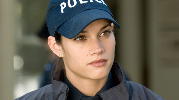 ROOKIE BLUE - "Broad Daylight" - Andy and Traci are part of a massive first response to a home invasion at an upscale address - an incident that ends up spilling many of the officers' personal secrets. Once the crisis appears to be over, Traci hurries off to handle a personal emergency, leaving Andy alone to confront the armed predator, a surprisingly volatile thief left prowling around the house, on "Rookie Blue," THURSDAY, JULY 22 (9:00-10:00 p.m., ET), on the ABC Television Network. (ABC/ANNABEL REYES)MISSY PEREGRYM