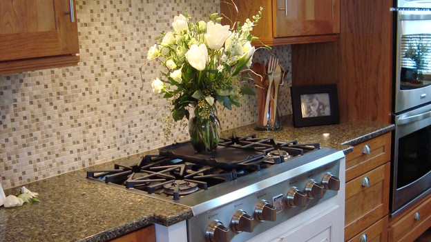 EXTREME MAKEOVER HOME EDITION - "Stott Family," - Kitchen, on "Extreme Makeover Home Edition," Sunday, November 15th, on the ABC Television Network.