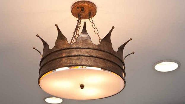 EXTREME MAKEOVER HOME EDITION - "Boys Hope/Girls Hope," - Lighting Pictures, on "Extreme Makeover Home Edition," Sunday, September 26th (7:00-9:00 p.m. ET/PT) on the ABC Television Network.