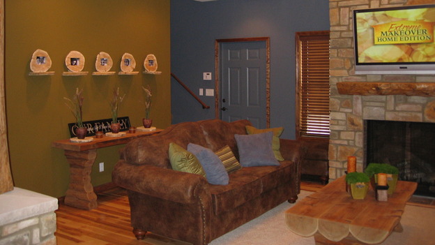 EXTREME MAKEOVER HOME EDITION - "Farina Family," - Living Room, on "Extreme Makeover Home Edition," Sunday, November 12th on the ABC Television Network.