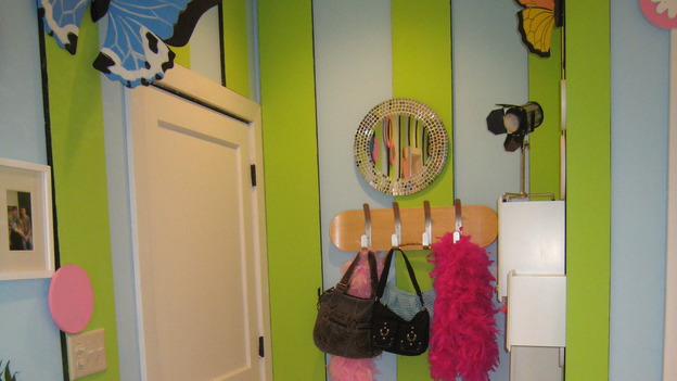 EXTREME MAKEOVER HOME EDITION - "Collins Family," - Girl's Bedroom, on "Extreme Makeover Home Edition," Sunday, May 6th on the ABC Television Network.