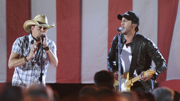THE 46TH ANNUAL CMA AWARDS - THEATRE - "The 46th Annual CMA Awards" airs live THURSDAY, NOVEMBER 1 (8:00-11:00 p.m., ET) on ABC live from the Bridgestone Arena in Nashville, Tennessee. (ABC/KATHERINE BOMBOY-THORNTON)JASON ALDEAN, LUKE BRYAN