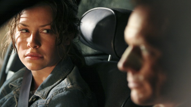 LOST - "What Kate Did" - Kate's original crime that started her life on the run is revealed. Meanwhile, the survivors lay one of their own to rest, Kate sleeplessly watches over a feverish Sawyer, and Mr. Eko has a surprise for Locke regarding the hatch, on "Lost," WEDNESDAY, NOVEMBER 30 (9:00-10:00 p.m., ET), on the ABC Television Network. (ABC/MARIO PEREZ)EVANGELINE LILLY, FREDERIC LANE