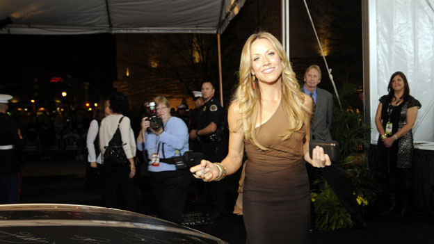 THE 44TH ANNUAL CMA AWARDS - GENERAL - "The 44th Annual CMA Awards" were broadcast live from the Bridgestone Arena in Nashville, WEDNESDAY, NOVEMBER 10 (8:00-11:00 p.m., ET) on the ABC Television Network. (ABC/KATHERINE BOMBOY)SHERYL CROW