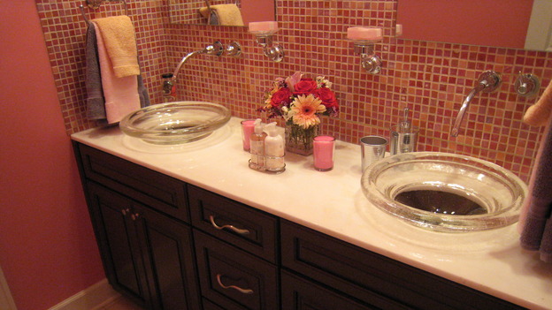 EXTREME MAKEOVER HOME EDITION - "Jacobo Family" - Bathroom, on "Extreme Makeover Home Edition," Sunday, May 13th on the ABC Television Network.