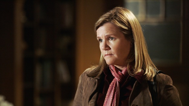 GREY'S ANATOMY - "Time After Time" - Izzie faces her past and finds comfort in George, while Alex becomes more attached to Jane Doe (Elizabeth Reaser), Meredith and Derek question their own status, and Cristina resolves to fight for her relationship with Burke -- despite her past with Colin Marlow (Roger Rees) -- on "Grey's Anatomy," THURSDAY, APRIL 19 (9:00-10:01 p.m., ET) on the ABC Television Network. (ABC/VIVIAN ZINK)MARE WINNINGHAM