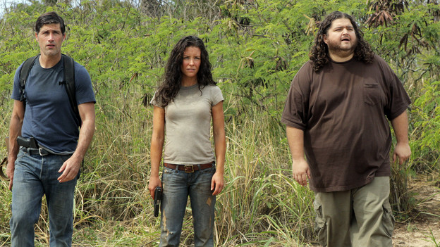 LOST - "The Candidate" - Jack must decide whether or not to trust Locke after he is asked to follow through on a difficult task, on "Lost," TUESDAY, MAY 4 (9:00-10:02 p.m., ET) on the ABC Television Network. (ABC/MARIO PEREZ) MATTHEW FOX, EVANGELINE LILLY, JORGE GARCIA