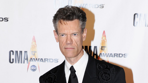 THE 43rd ANNUAL CMA AWARDS - RED CARPET ARRIVALS - "The 43rd Annual CMA Awards" will be broadcast live from the Sommet Center in Nashville, WEDNESDAY, NOVEMBER 11 (8:00-11:00 p.m., ET) on the ABC Television Network. (ABC/DONNA SVENNEVIK)RANDY TRAVIS