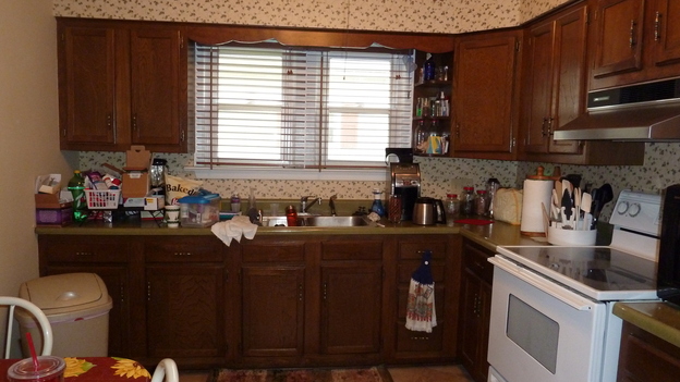 EXTREME MAKEOVER HOME EDITION - "Hill Family," - Before Picture,            on   "Extreme Makeover Home Edition," Friday, November 4th               (8:00-10:00   p.m.  ET/PT) on the ABC   Television Network.