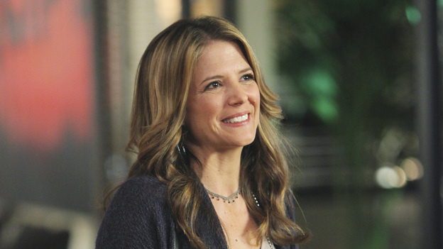 PRIVATE PRACTICE - "Deal with It" - Addison and Jake work with a patient who wants to have a baby even though she doesn't have a uterus; Amelia, back in AA and seemingly back on track, treats a Parkinson's Disease patient who habitually cheats on her husband; Violet, struggling to be a stay-at-home mom, attends a mommy group and finds it's not for her; and Cooper receives the surprise of his life, on "Private Practice," THURSDAY, OCTOBER 13 (10:02-11:00 p.m., ET) on the ABC Television Network. (ABC/ADAM LARKEY)A.J. LANGER