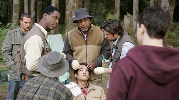 GREY'S ANATOMY - "Where the Boys Are" - The men of Seattle Grace go on a camping trip together, Addison and Callie must team up to work on a patient, Meredith assists Sloan with a procedure unlike any she has experienced, and, suspicious of her recent actions at the hospital, Bailey confronts Cristina, on "Grey's Anatomy," THURSDAY, NOVEMBER 9 (9:00-10:01 p.m., ET) on the ABC Television Network. (ABC/CRAIG SJODIN)JUSTIN CHAMBERS, ISAIAH WASHINGTON, STEVEN W. BAILEY, JAMES PICKENS, JR., JACK YANG, PATRICK DEMPSEY, T.R. KNIGHT