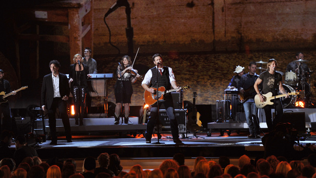 THE 46TH ANNUAL CMA AWARDS - THEATRE - "The 46th Annual CMA Awards" airs live THURSDAY, NOVEMBER 1 (8:00-11:00 p.m., ET) on ABC live from the Bridgestone Arena in Nashville, Tennessee. (ABC/KATHERINE BOMBOY-THORNTON)BLAKE SHELTON, KEITH URBAN
