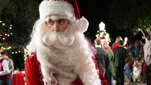 DESPERATE HOUSEWIVES - "The Miracle Song" - Art&nbsp;Shephard up to no good at Wisteria Lane's annual holiday block party, on "Desperate Housewives," SUNDAY, NOVEMBER 26 (9:00-10:01 p.m., ET) on the ABC Television Network. (ABC/RON TOM) MATT ROTH