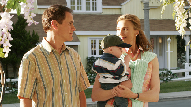 DESPERATE HOUSEWIVES - "One Wonderful Day" - It's a not-so-wonderful day in the neighborhood, as past actions come back to haunt the men and women of Wisteria Lane. Meanwhile, the ladies get a new neighbor (Emmy winner Alfre Woodard as Betty Applewhite), on "Desperate Housewives," SUNDAY, MAY 22 (9:00-10:02 p.m., ET), on the ABC Television Network. (ABC/RON TOM) MARK MOSES, BRENDA STRONG