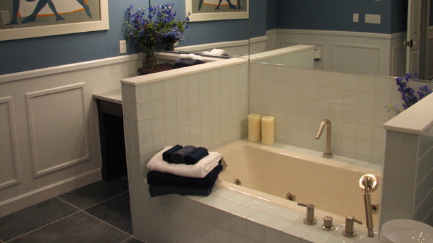 EXTREME MAKEOVER HOME EDITION - "Killagallon Family," - Bathroom, on "Extreme Makeover Home Edition," Sunday, May 6th on the ABC Television Network.
