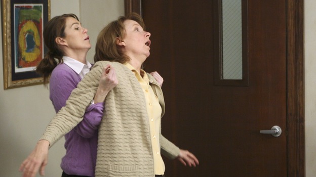 GREY'S ANATOMY - "Wishin' and Hopin'" - The race for the Chief's position is on, as the doctors compete for Richard's affections, a surgical patient endangers the lives of those around her, and Meredith's Alzheimer's-stricken mother, Ellis, experiences a change in her medical condition, on "Grey's Anatomy," THURSDAY, FEBRUARY 1 (9:00-10:01 p.m., ET) on the ABC Television Network. (ABC/MICHAEL DESMOND)ELLEN POMPEO, KATE BURTON