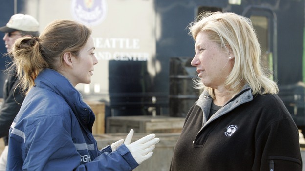 GREY'S ANATOMY - "Walk on Water" - Producer/technical advisor Linda Klein (right) coaches Ellen Pompeo (left) while shooting "Grey's Anatomy" on location at the Santa Anita Park in Arcadia, California. (ABC/VIVIAN ZINK)