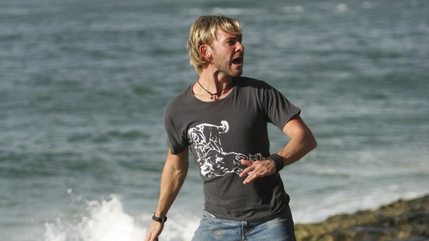 LOST - "Fire & Water" (ABC/MARIO PEREZ)DOMINIC MONAGHAN