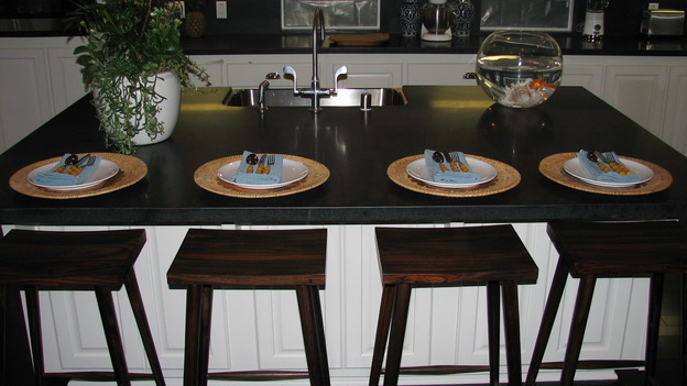 EXTREME MAKEOVER HOME EDITION - "Lewis Family," - Kitchen, on "Extreme Makeover Home Edition," Sunday, November 27th on the ABC Television Network.
